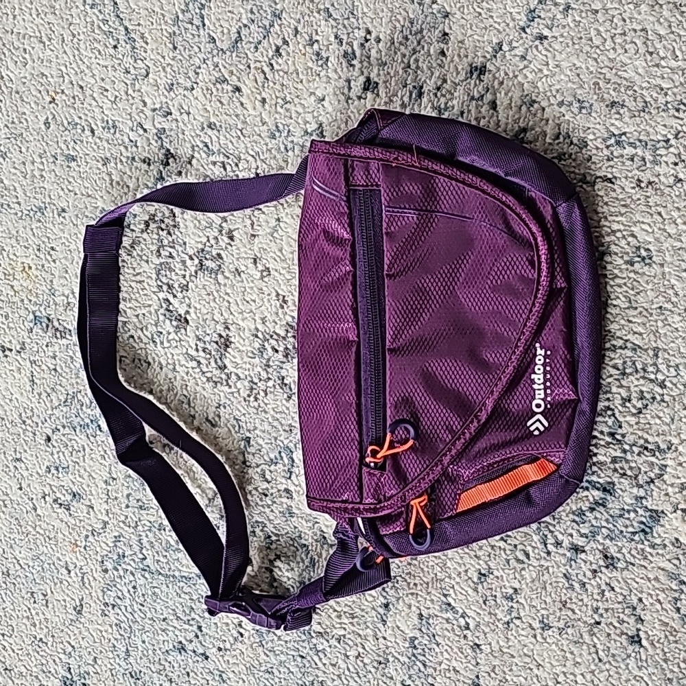 Outdoor Products fanny pack, great condition